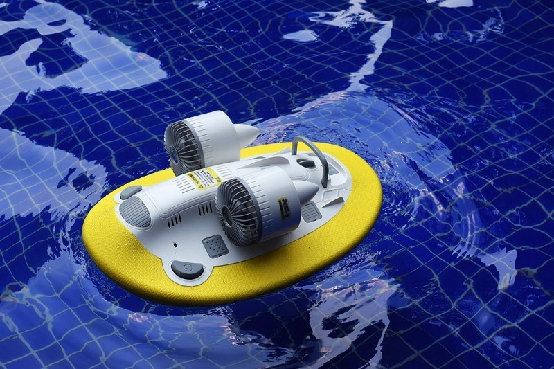 泳池最靓的崽 檬友爆风主义水上动力浮板