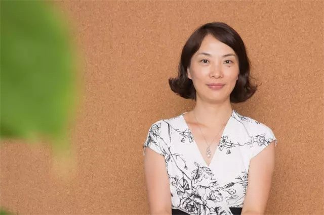 当年阿里的前台，马云给她0.2%股份，20年过去她怎样了？