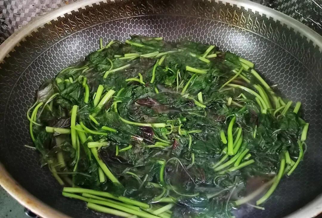 这“3菜2果”天然叶酸高！中老年人春天要多吃，顺应节气吃出健康