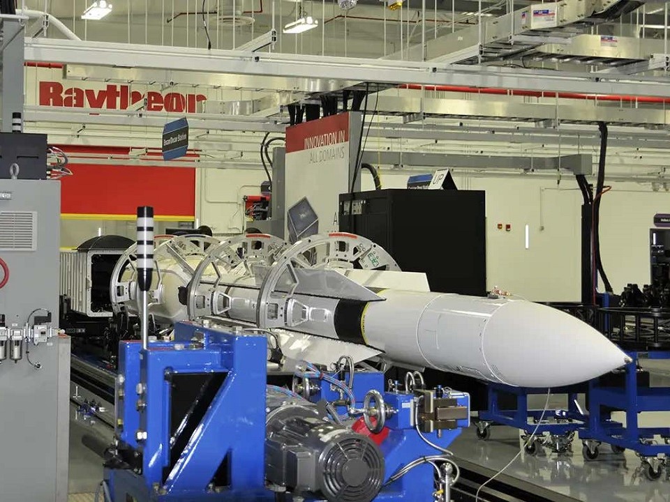 ���ʸ߳�����ճ��������������ɹ���׼6���Ա��й�������9��Σ�