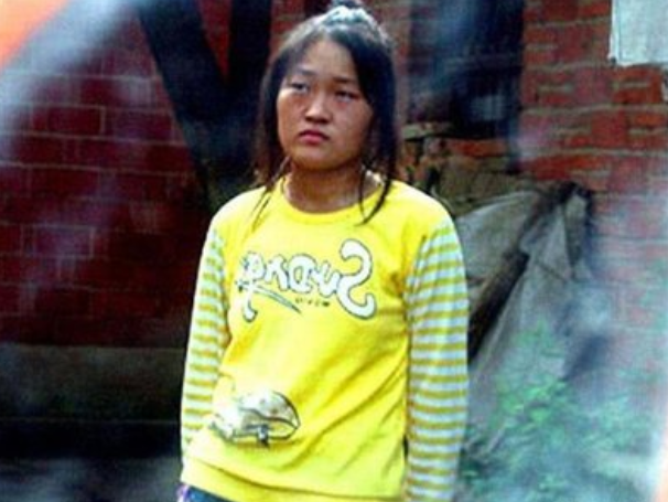 16年前，那个高考故意交白卷的河南“零分少女”，如今怎样了？