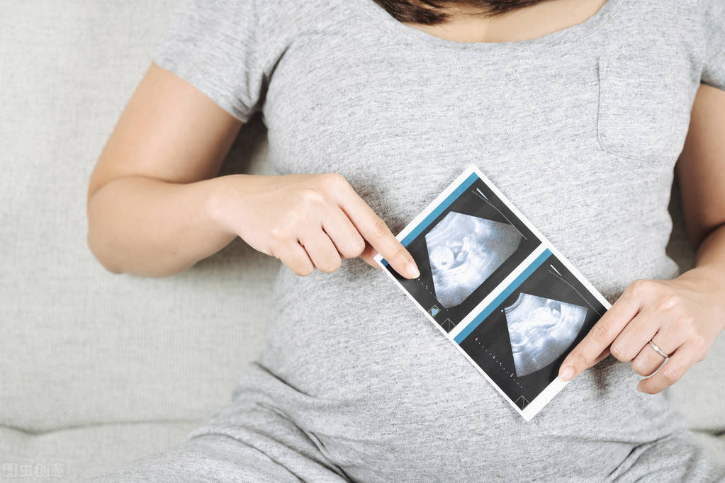孕期肚子一跳一跳的怎麼回事，了解這幾個真相心裡不發慌