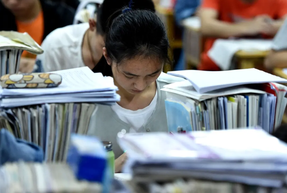 2022年高考即将到来，学生多少分能顺利考上本科？专家给出答案