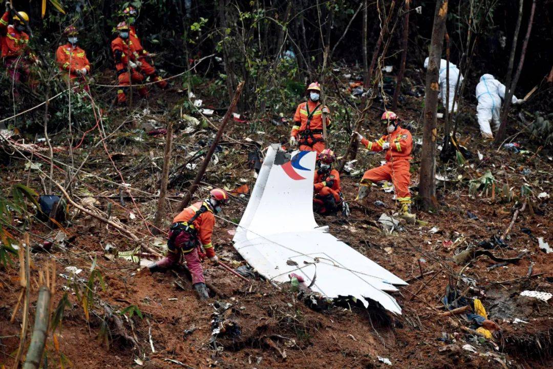 为什么飞机总在广西坠毁？广西飞机坠落真实情况-第9张图片