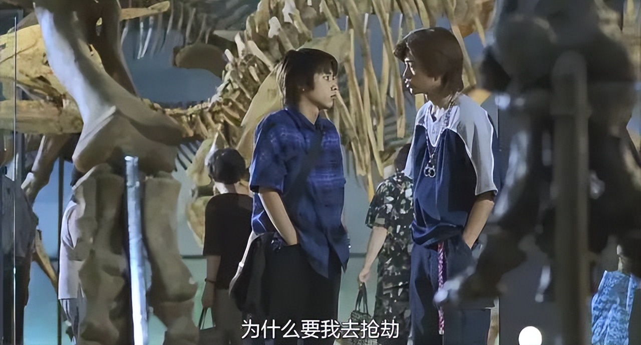 他17岁，愿望是杀死继父