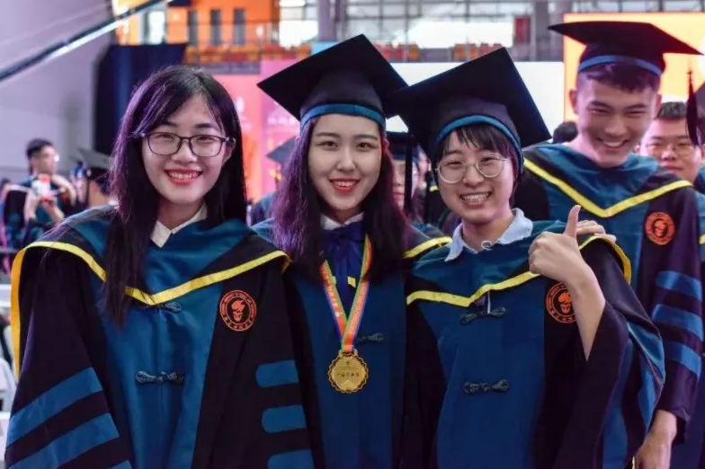 大学可以学几个专业（我国大学）