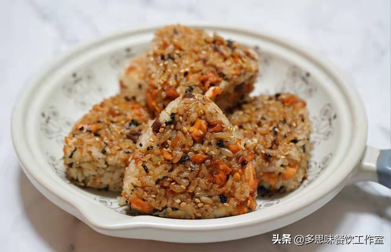 最简单的饭团做法家常（10种家常饭团的做法步骤）