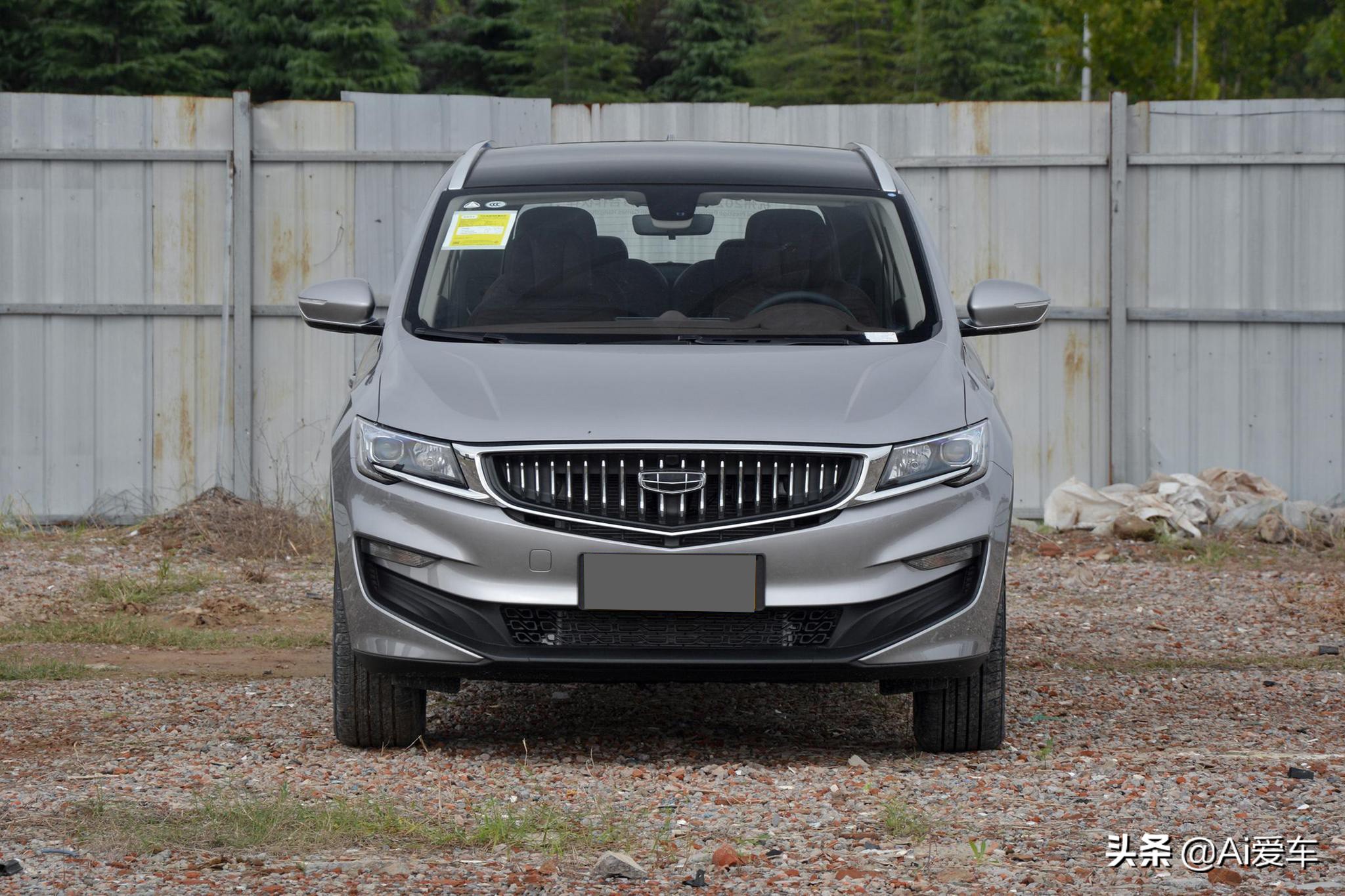 1.3L油耗独立6座设计，自动挡低价家用MPV，实用还好养，嘉际PHEV