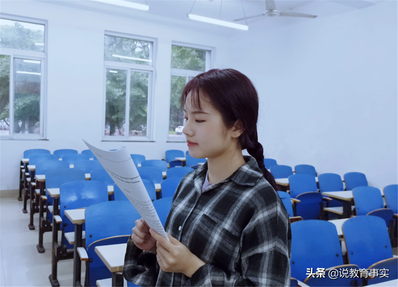 考研院校复试线公布，不少院校猛涨几十分，家长：无效内卷太离谱