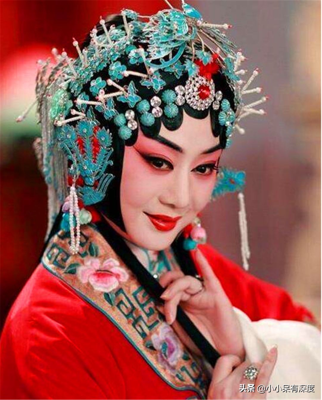 京剧界十大美女(京剧第一美人的李胜素到底是怎样的人)