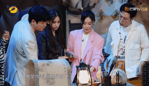 让人舔脚趾，当众凌辱学员，盘点那些令你难以想象的明星恶臭行为