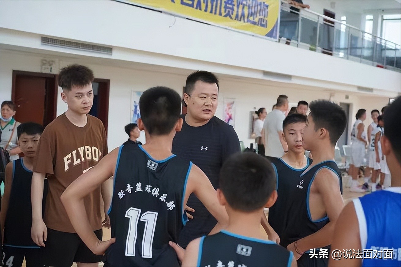 衡阳市篮球协会秘书长谢雅鲁一行看望慰问NYBO湖南赛区篮球队员