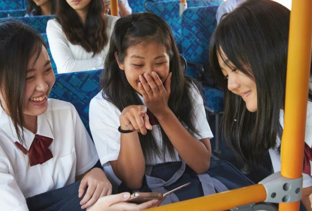 初中班主任“最讨厌”的3种女生，成绩再好也没用，地位不如学渣