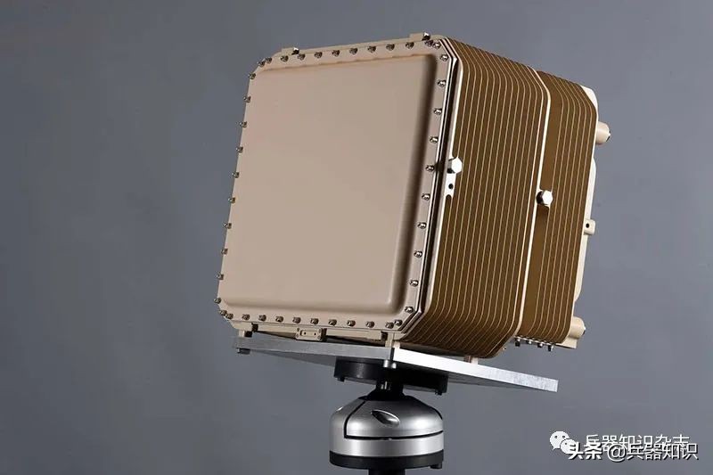 “欧洲萨托利”2022防务展的光电类展品——萨博集团展出“隐身迷彩”