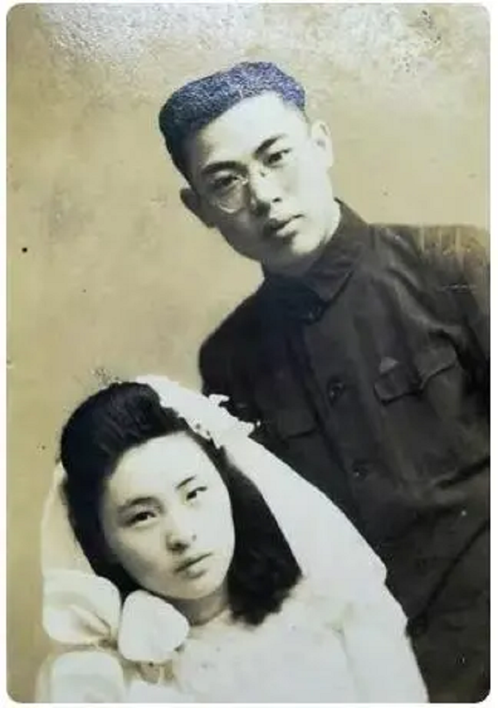 著名数学家苏步青身上一直装着一张日本女士的照片，她是谁？