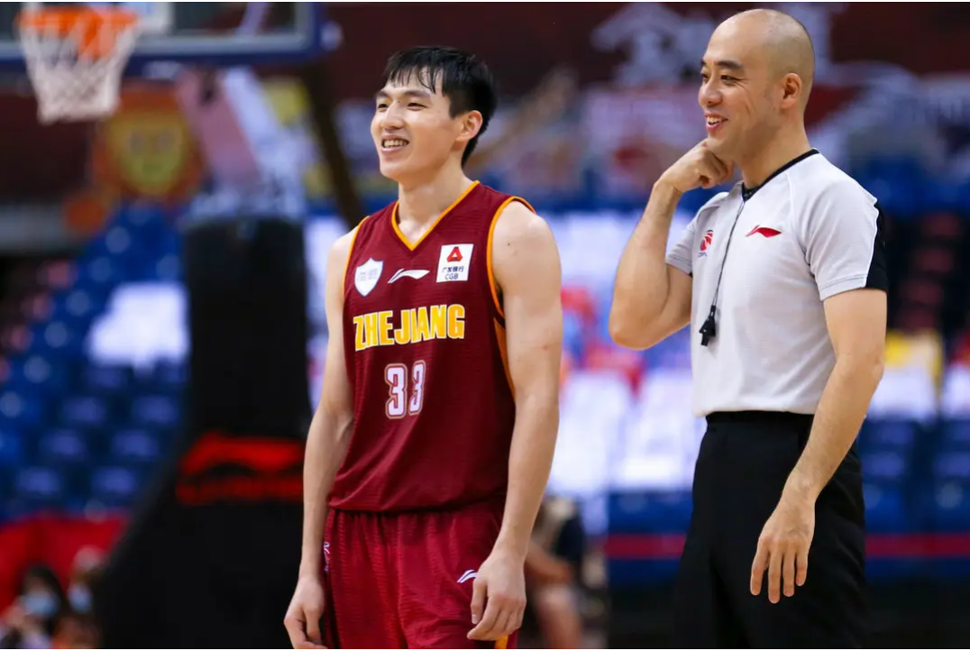 cba为什么没有转身跳投(篮球12345号位什么意思？结合灌篮高手、CBA、NBA快速了解)