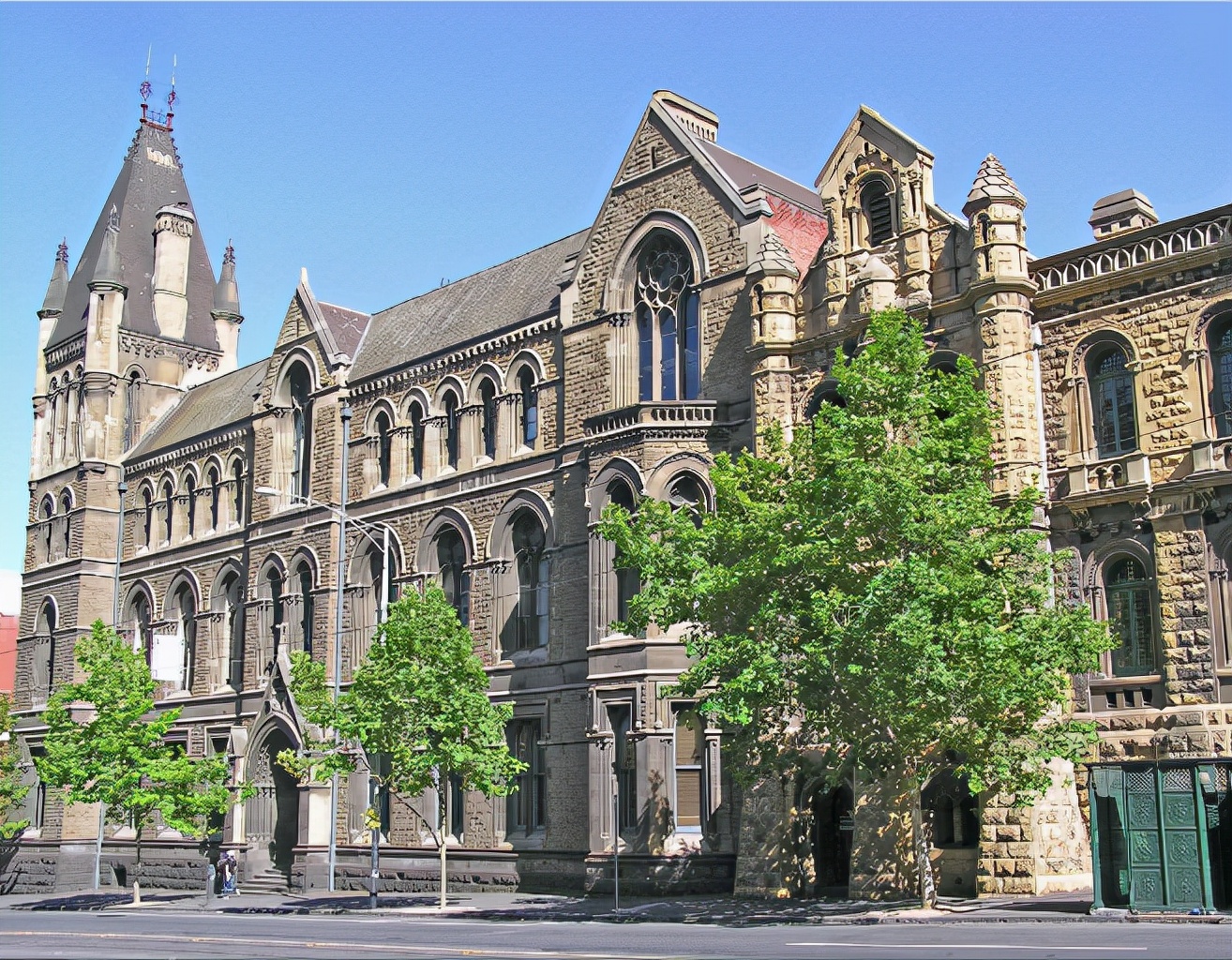 2022最新QS全球大学排名公布，Top500强中新西兰院校一览