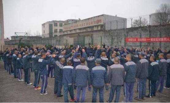 “山西贼王”王彦青：带11名狱友挖地道越狱，逃亡路上还英雄救美