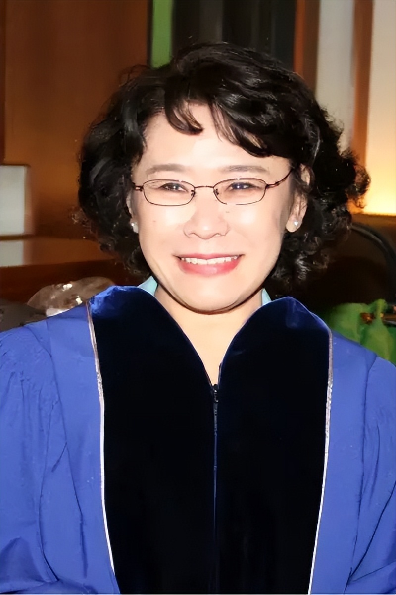 张海迪：5岁截瘫被医生断言活不过27岁！现年过六旬仍在发光发热