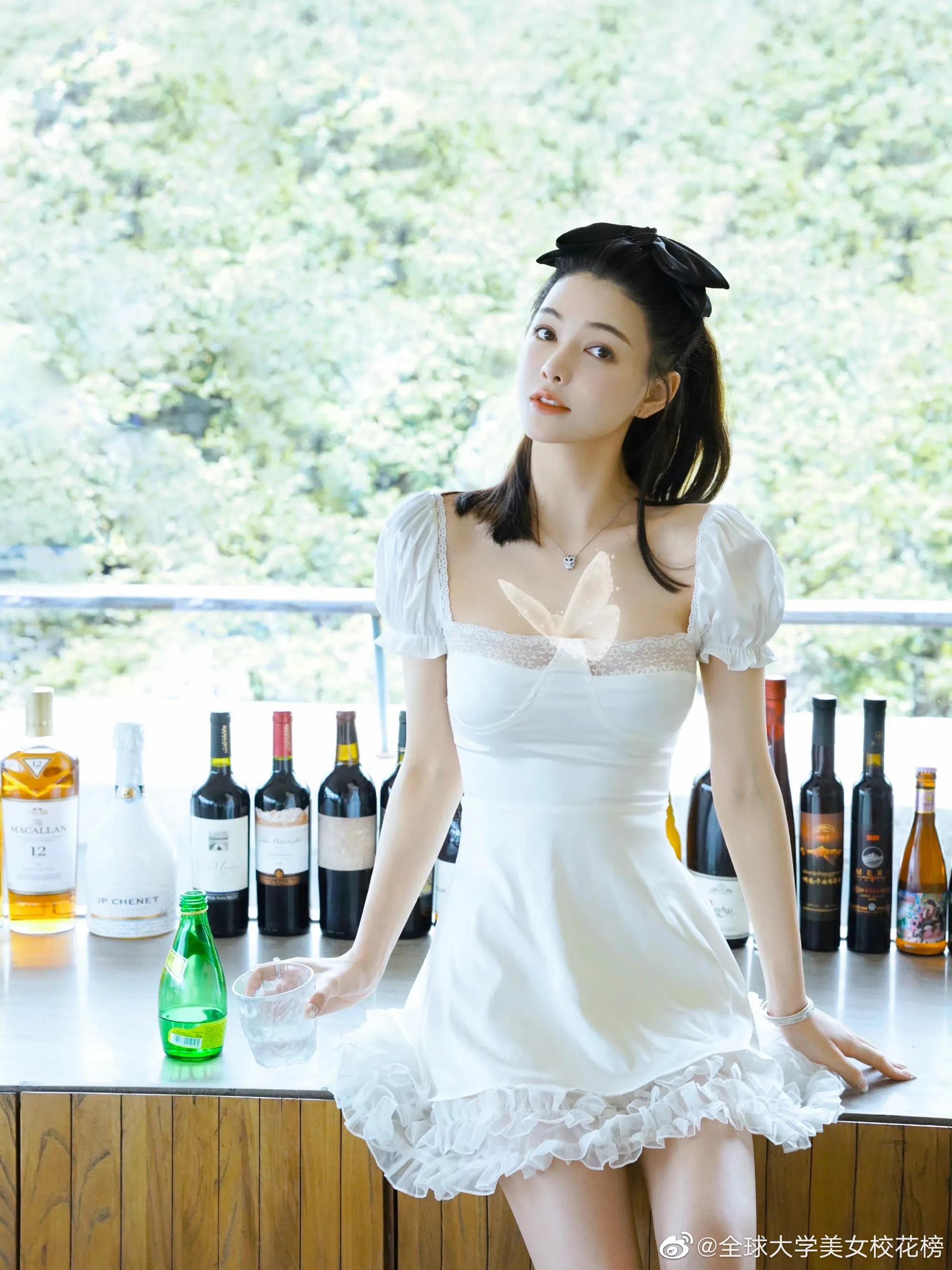 杨倩倩浙江传媒学院亚洲小姐中国区大赛冠军最佳上镜奖获得者