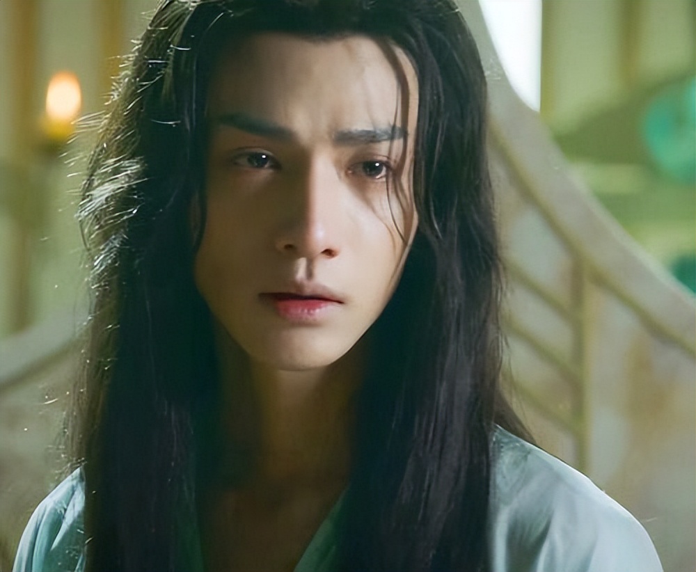 瘦到病态、整容成瘾，痴迷于少女人设，内娱的畸形审美太可怕