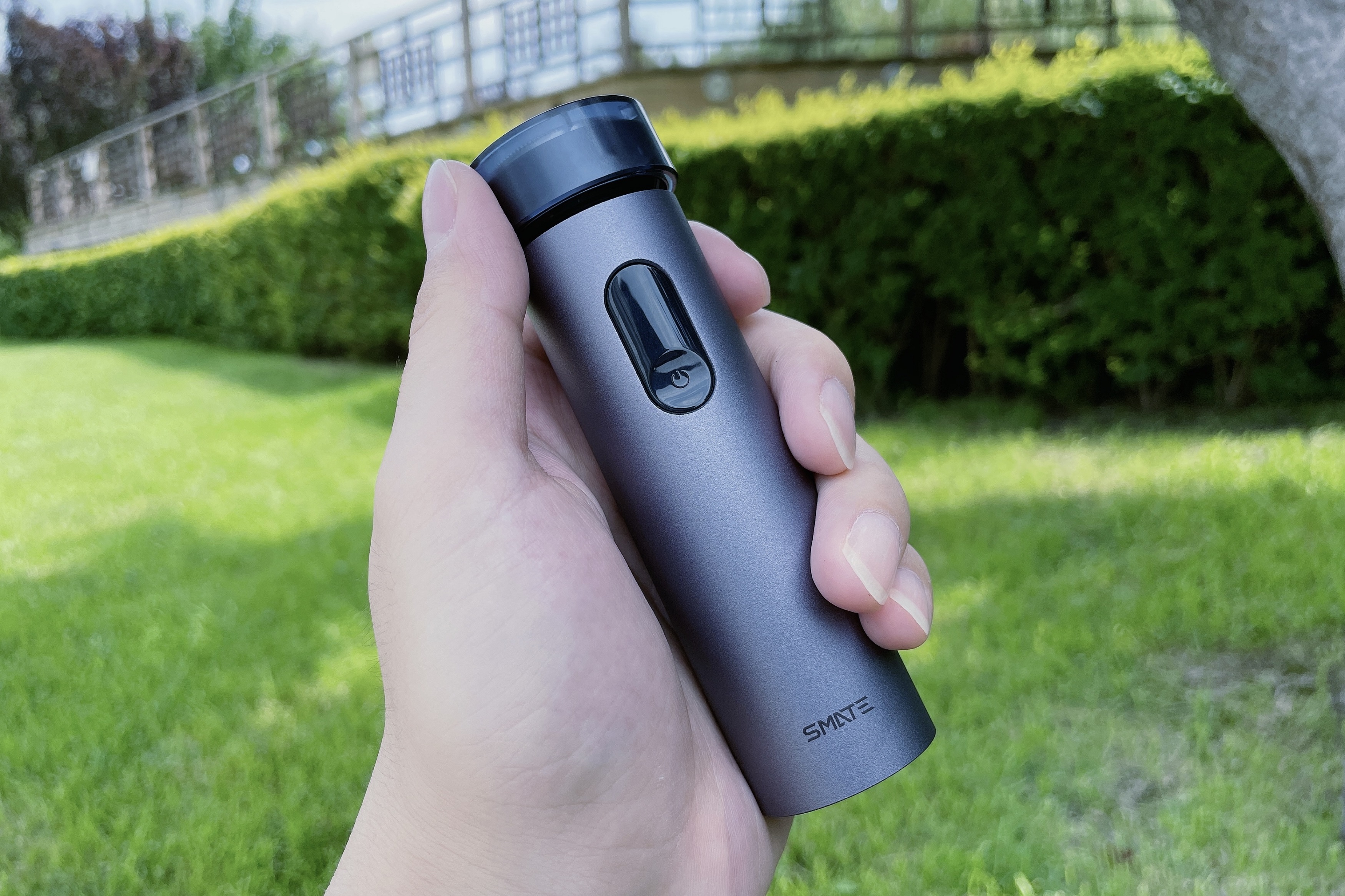 剃须刀都这么卷了？须眉T6M智能+闪充，功能四合一