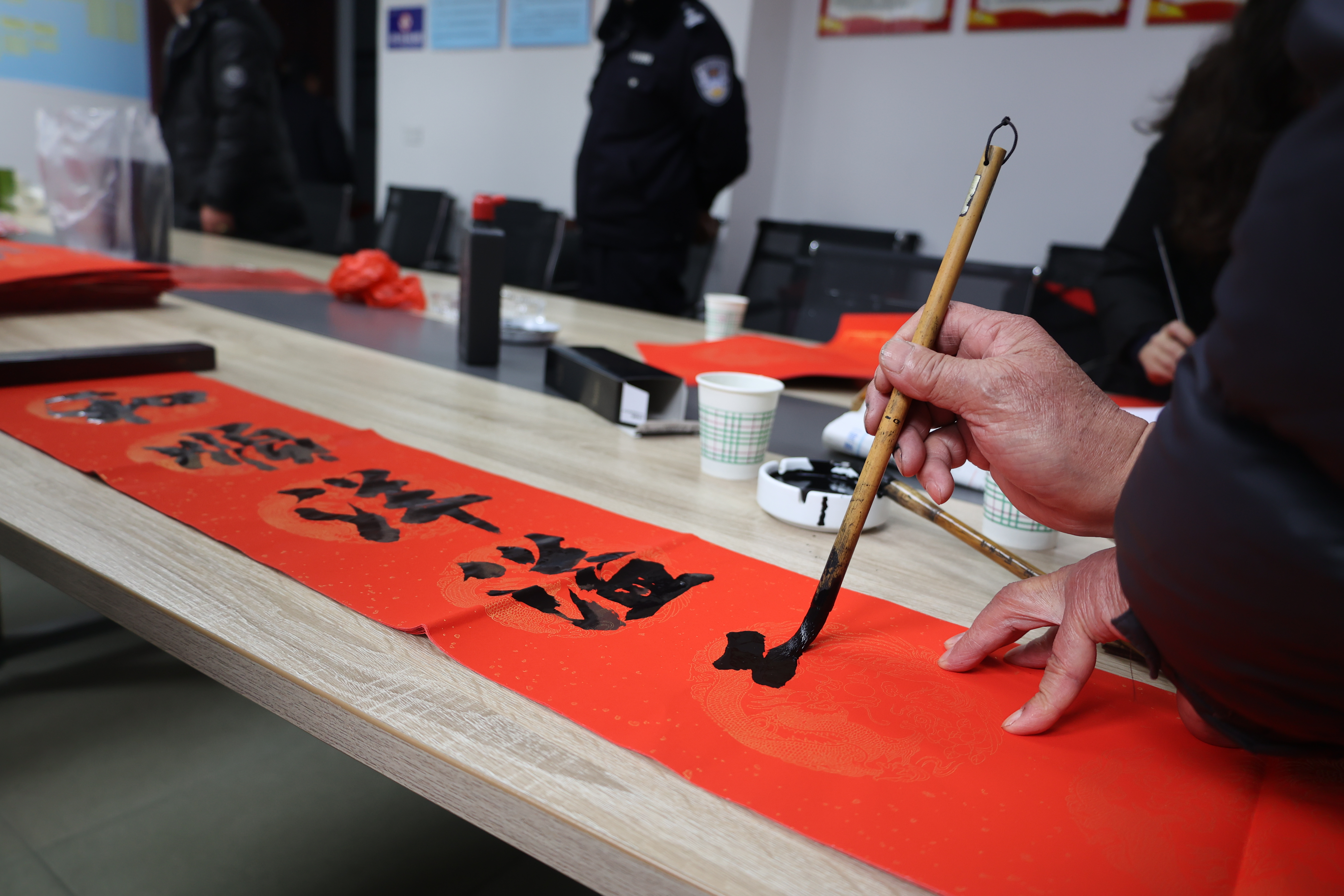 略阳县公安局：迎虎年新春 送暖心祝福
