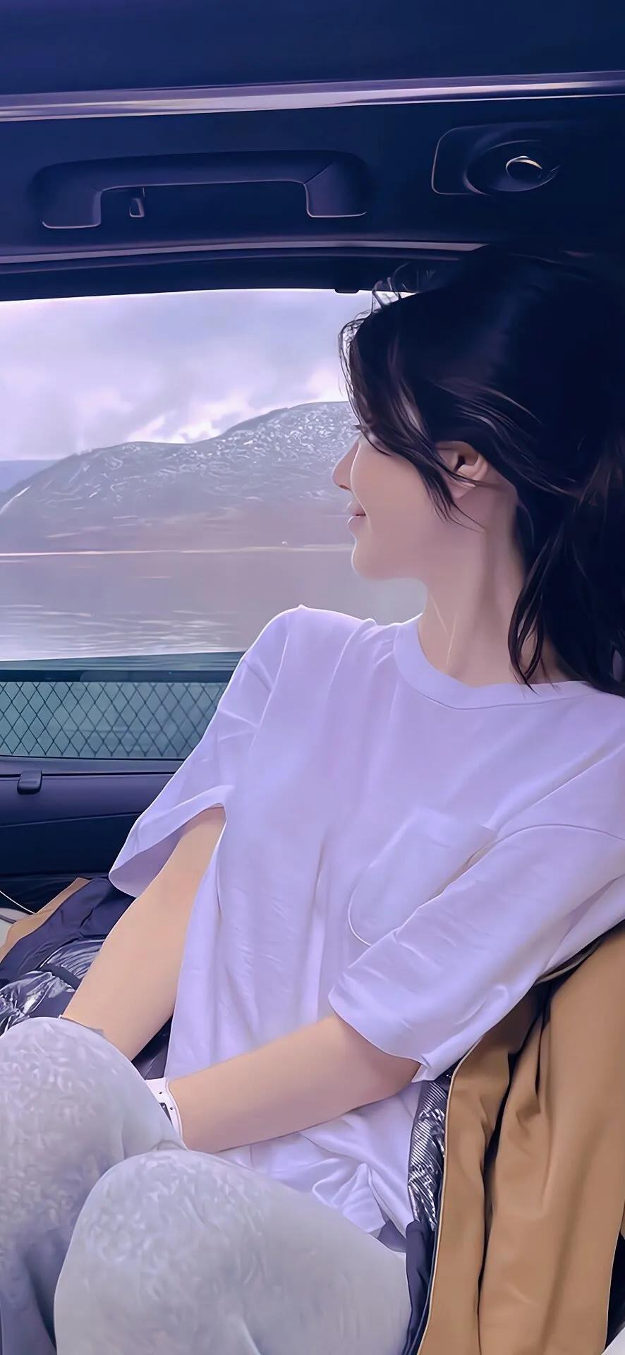 00后容颜完全碾压90、80后，美貌属于她们