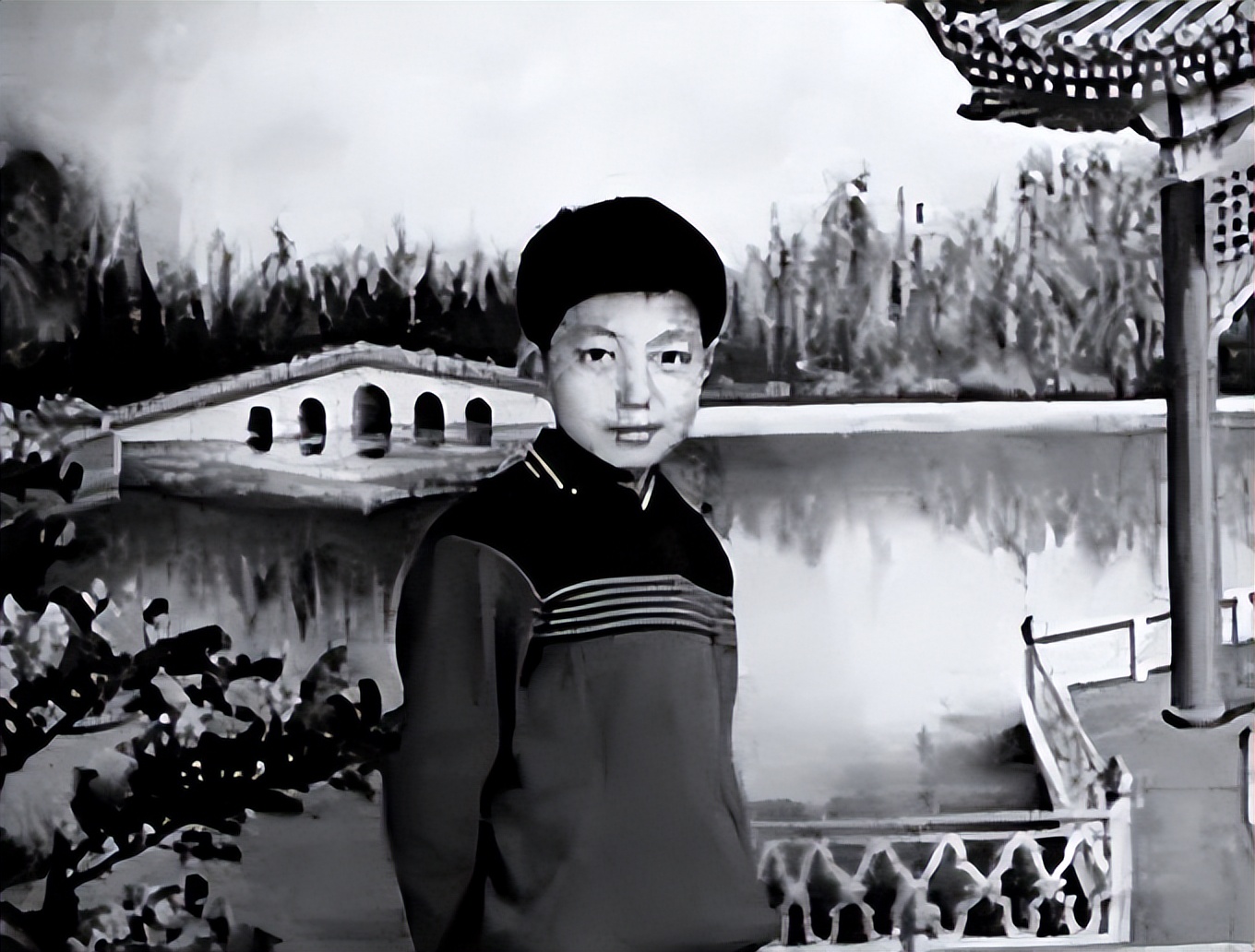 同为《今日说法》主持，撒贝宁成央视红人，张绍刚却在网综混饭吃