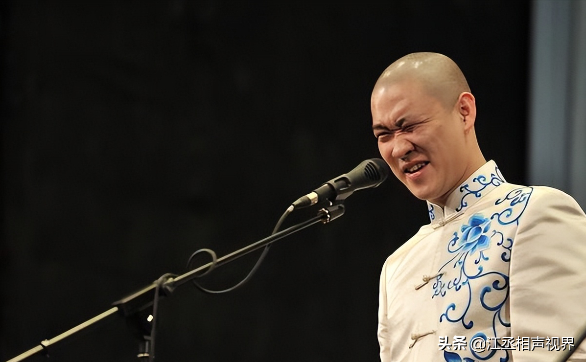 离开德云社的人各有理由，曹云金为利益，徐德亮比他还觉得不平衡