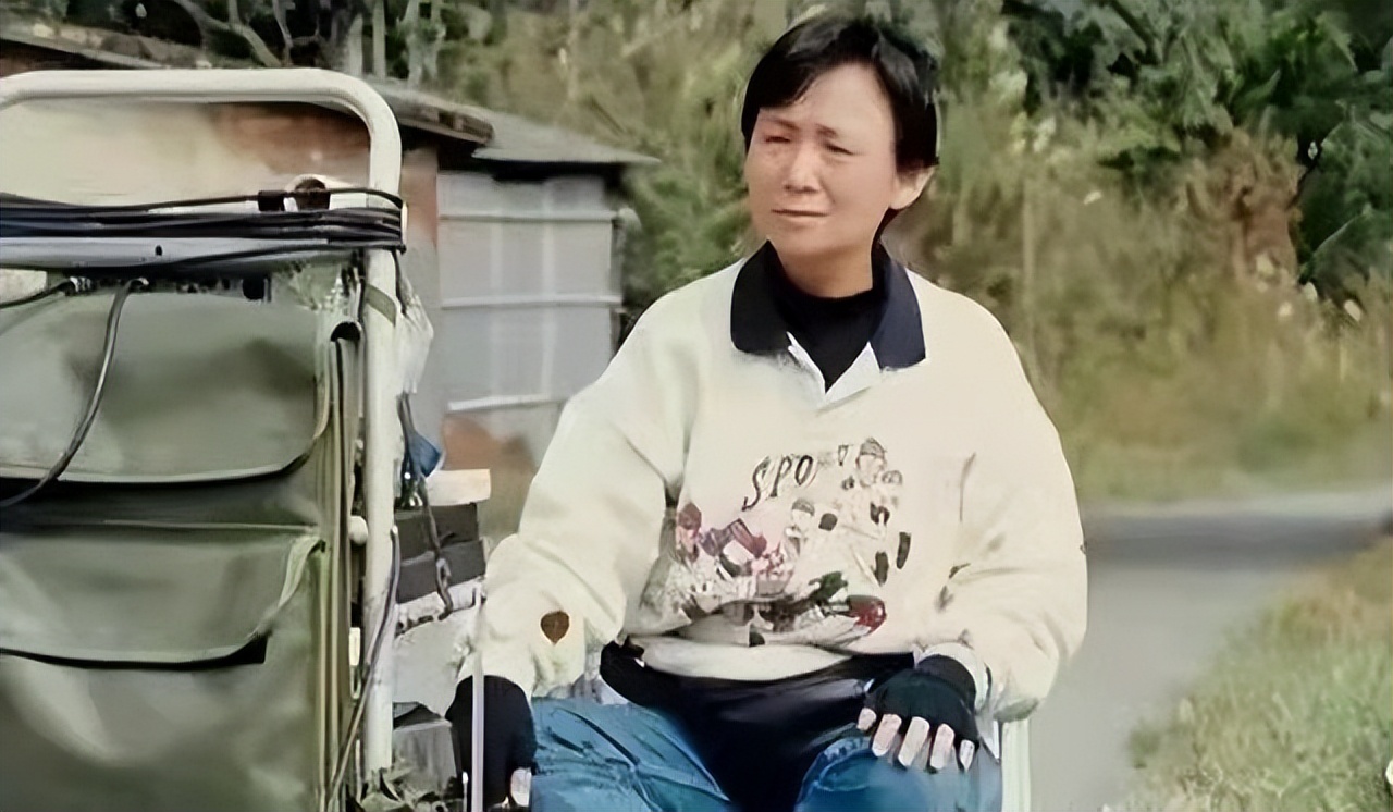 刘立立:和原配共侍一夫45年为其绝育,72岁原配儿子让其母腾位置