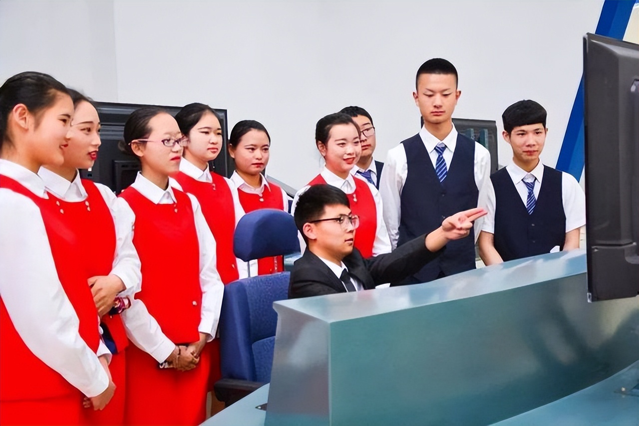 如果只能就读专科，这4件事尽早做准备，影响未来一生的发展