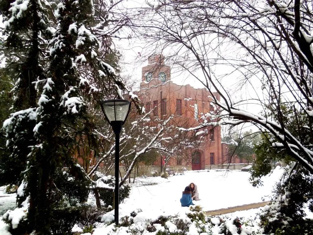 浙大快乐老师“许萌萌”！