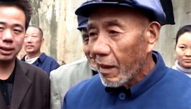 1996年山西一官员逛地摊，花3000元买84张旧纸，打开全是烈士证