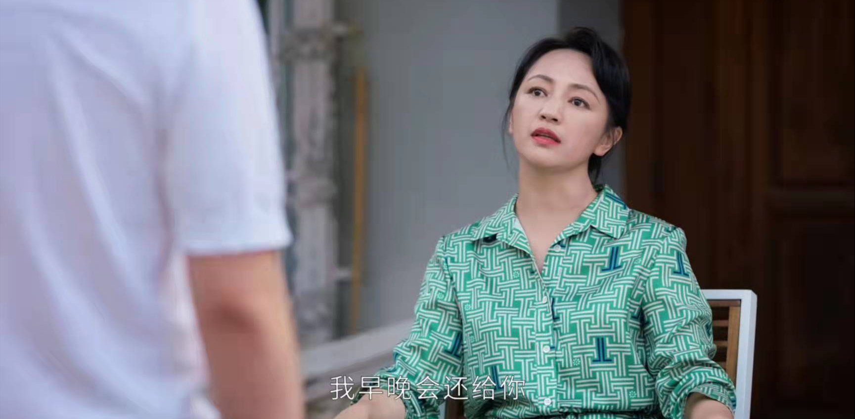相逢时节：20年婚姻无爱无性，被仇恨摧毁满身污点，她才是最惨的