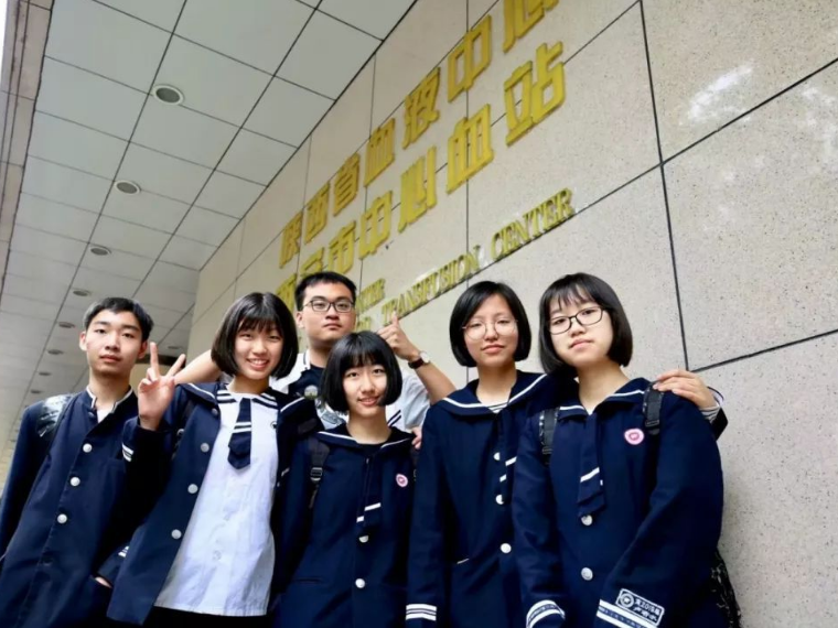 学生“发型”有了新规定，男生要剃光？女生觉得新要求颠覆三观