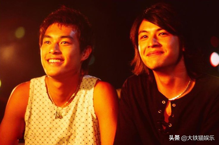 相貌平平却一直演男主的8位男星，扮酷耍帅演霸总，谁最让人尴尬