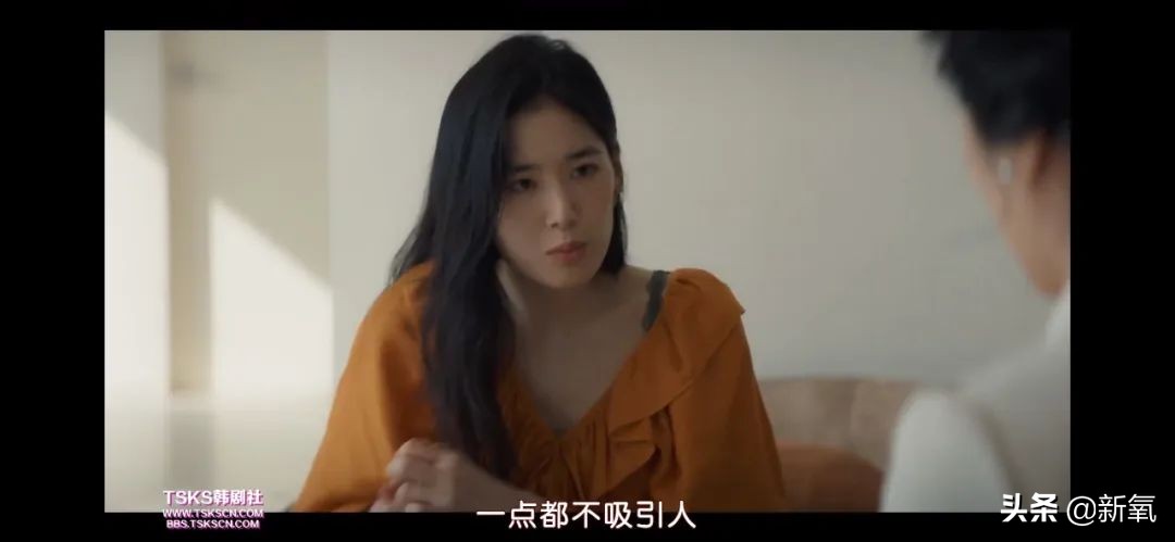 长得姬里姬气配一脸，实际上却是正版和盗版的差别？