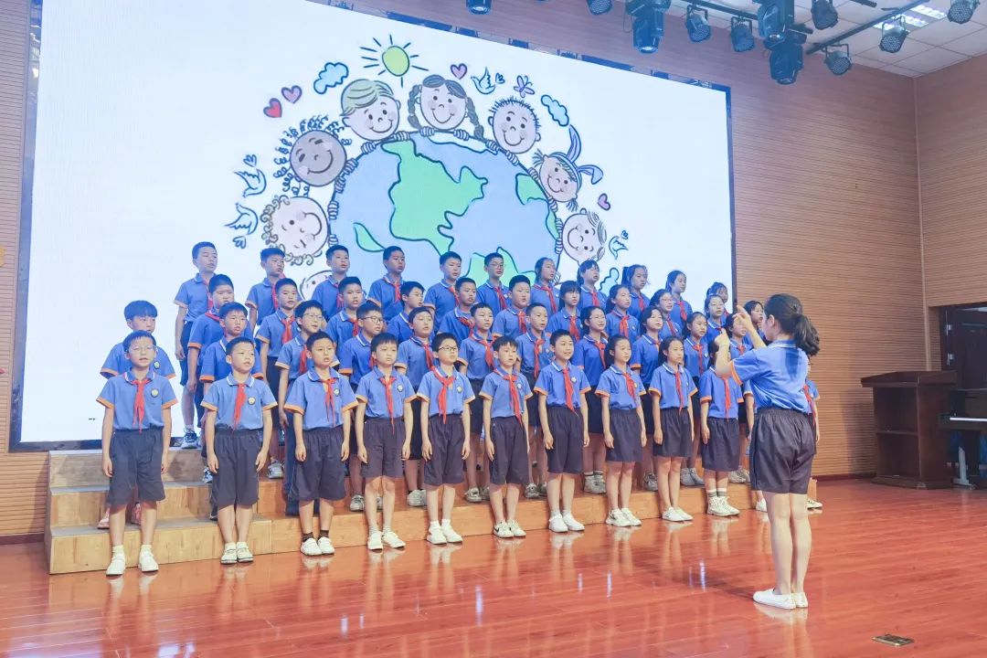 “双减”落地，金小有声｜双流区金桥小学举行首届班级合唱展演