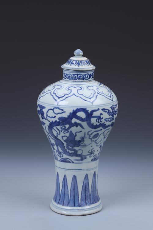 这厂子里怎么有棺材！1997年，辽宁锦州凌川酒厂搬迁竟在老厂房挖出了棺材板