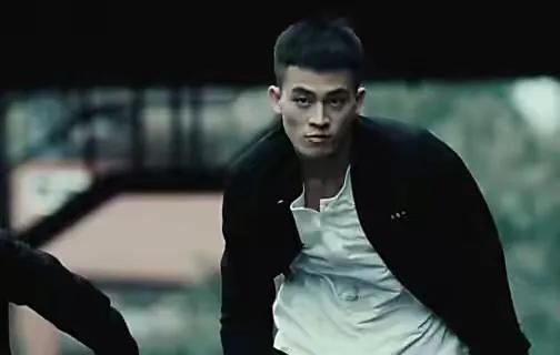 电影：青禾男高，欧豪行走的荷尔蒙