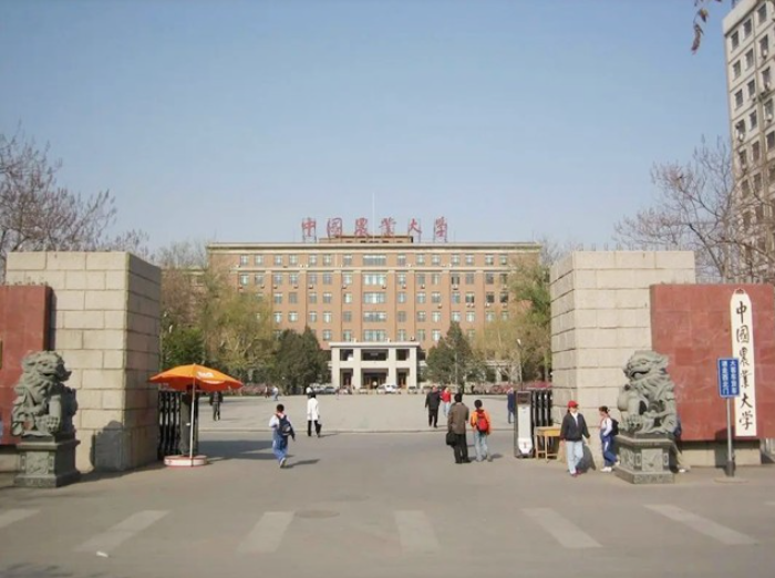 贵州神童13岁考上985，茅台承诺4年花费全包，为何1年后就停了？