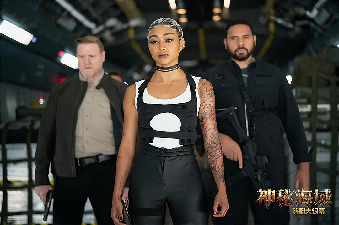 神秘海域：典型好莱坞娱乐电影，角色设定空洞，部分动作场面失真