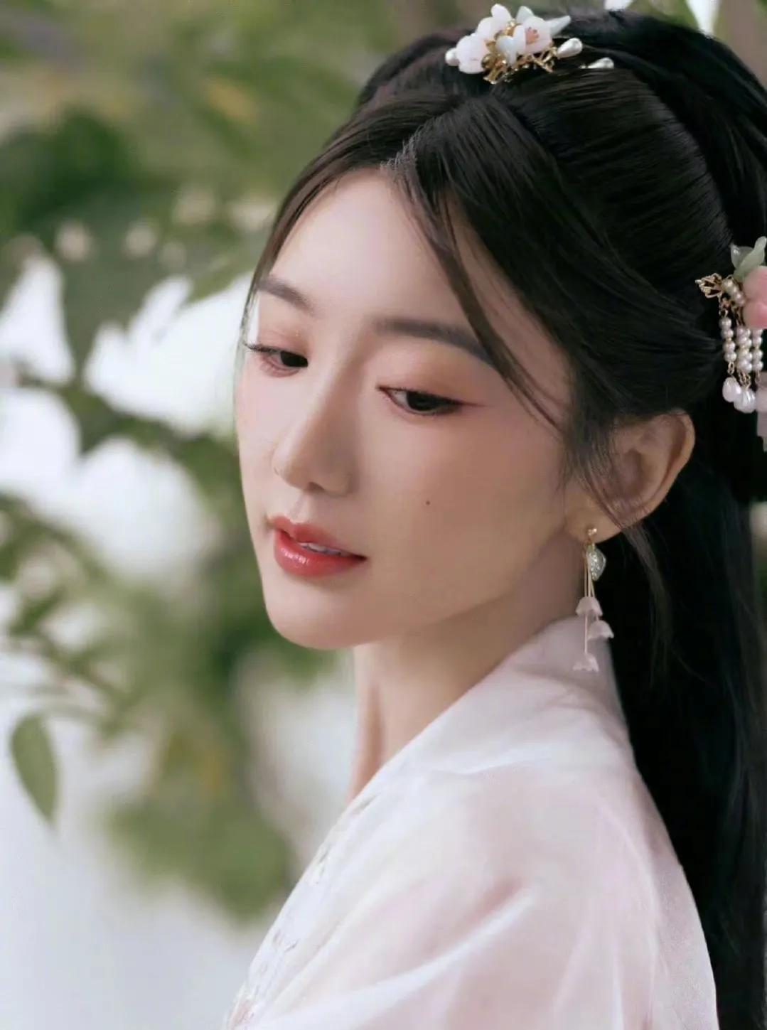 毛晓彤真的好美