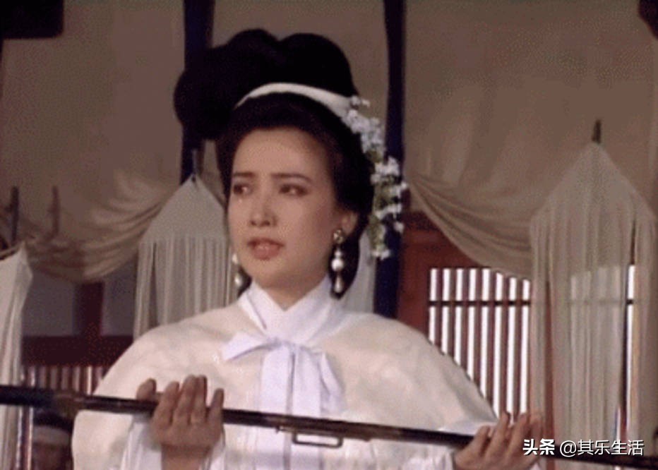 “女要俏，一身孝”，那些披麻戴孝也无损美貌的女演员