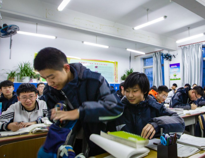 2022各省高考人数预估，或将再创历史新高，河南省依旧高居榜首