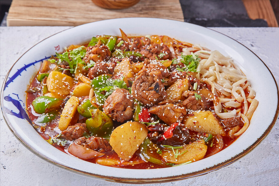 新疆大盘鸡的制作方法及配方,正宗大盘鸡的做法要领和步骤