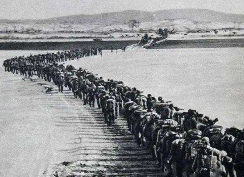 2003年，被封锁最严的朝鲜，为何能够突破封锁成为有核国家？