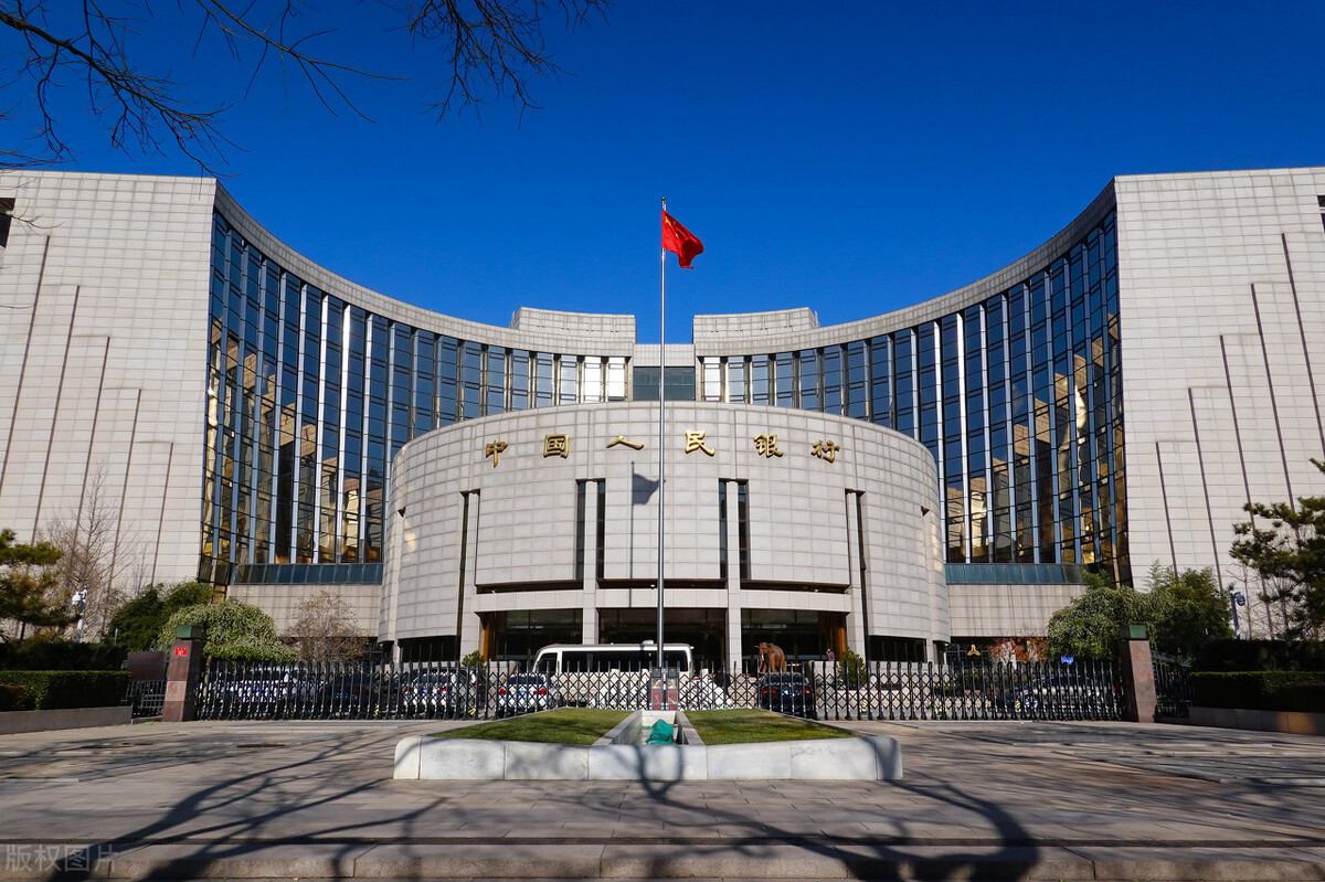 邓伦偷税被罚1.06亿，高考报考选税收学，凑个热闹？