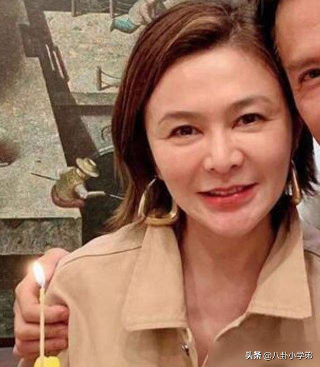 离开了P图和化妆，这8位中老年女星的素颜，谁老了谁冻龄一目了然